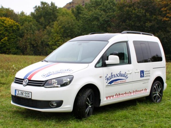 VW Caddy – Schulungsfahrzeug Handicap, Automatik & Anhänger (Klasse BE)